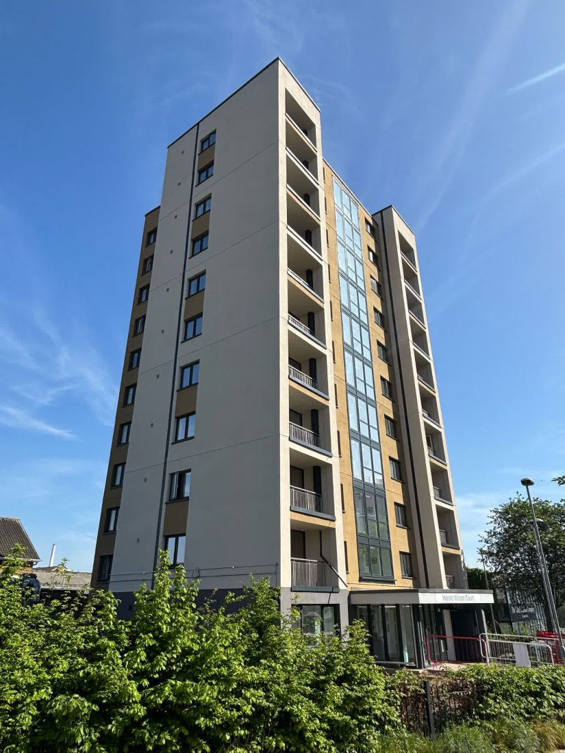 Harold Wilson Court, Huddersfield Stone Wool & Heck ED Mineral Render 
